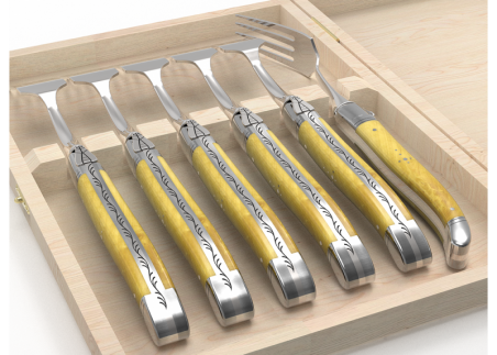 Set of 6 laguiole forks with boxwood handle and stainless steel bolsters image 4