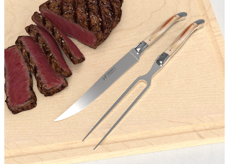 Laguiole meat service with blond horn tip handle and stainless steel bolsters image 3