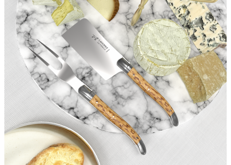 Laguiole cheese service with birch wood handle and stainless steel bolsters image 4