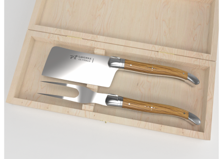 Laguiole cheese service with oak wood handle and stainless steel bolsters image 1