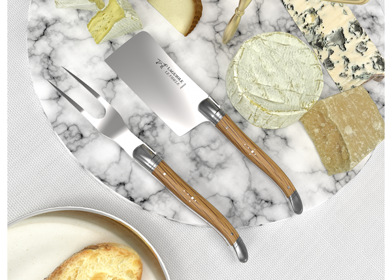 Laguiole cheese service with oak wood handle and stainless steel bolsters image 4