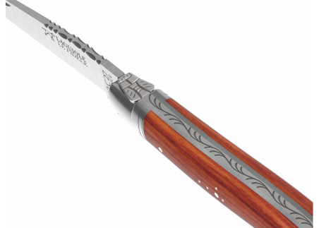 Couteau Laguiole avec un manche en bois de rose et 2 mitres en acier inoxydable image 1