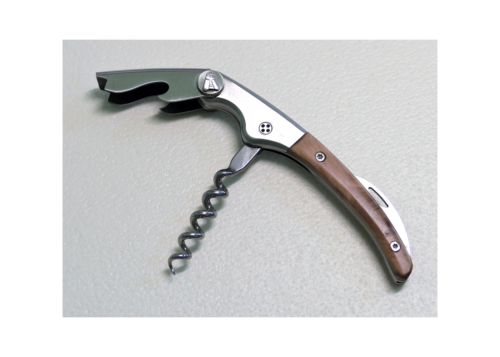 laguiole corkscrew, Wine Opener Juniper wood Handle image 2