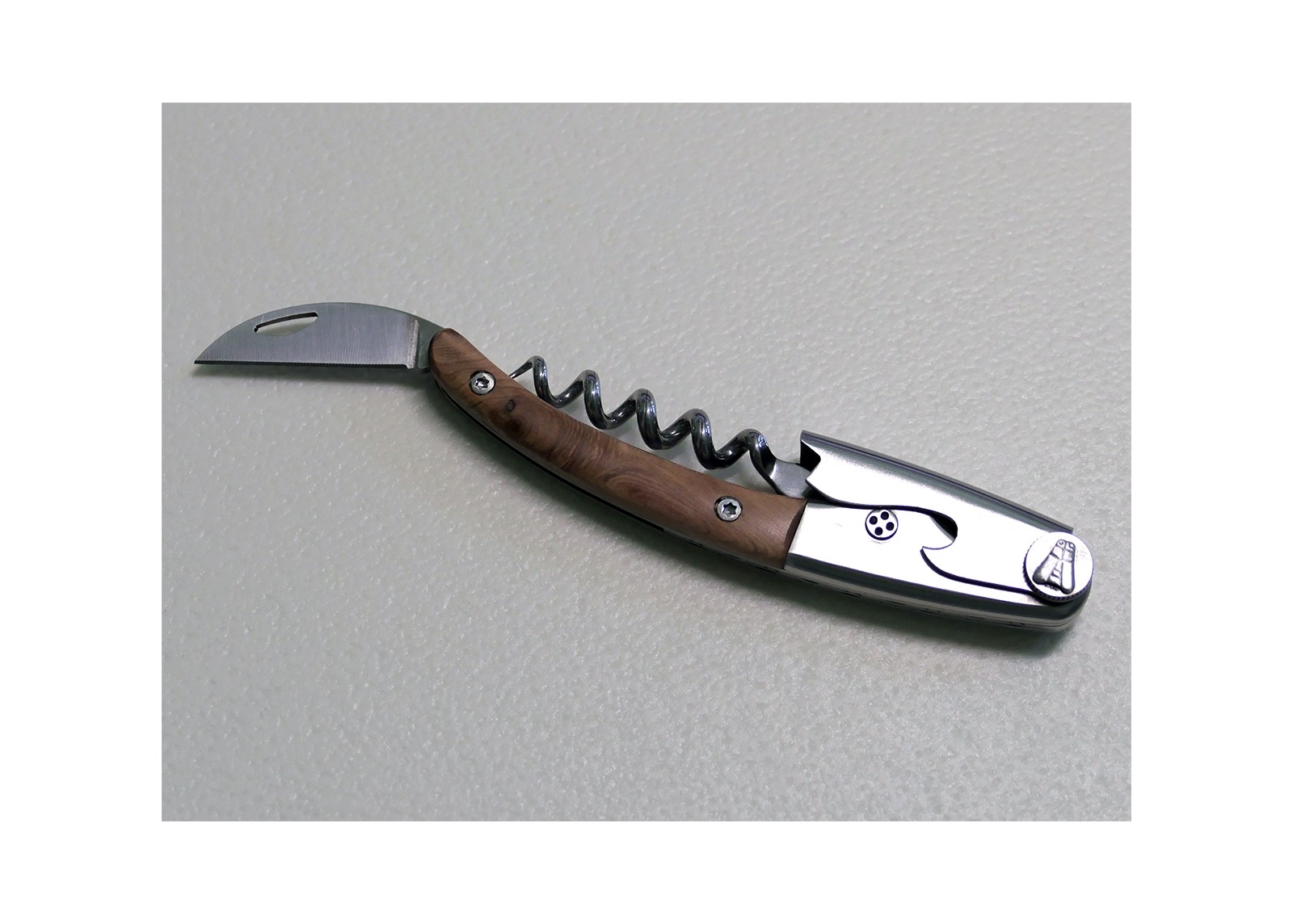 laguiole corkscrew, Wine Opener Juniper wood Handle image 3