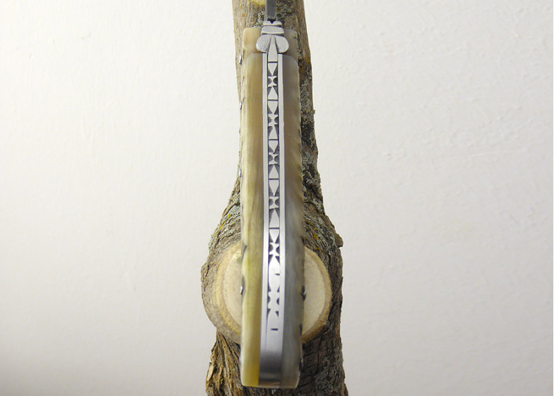 Laguiole Forged, with its Natural Ram's Horn Full Handle. image 2