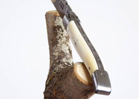 Couteau Laguiole Forgé, Manche en Os, lame traditionnelle image 2