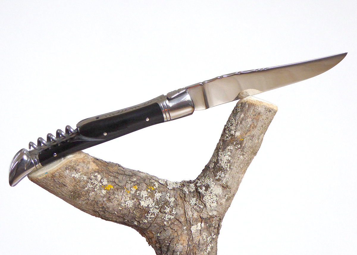 Couteau Laguiole avec Tire-Bouchon manche bois de Pistachier