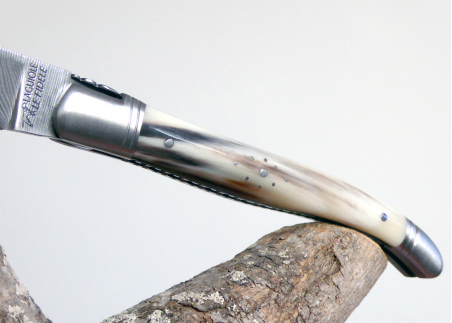 Couteau Laguiole, lame forgée Damas, manche Corne Blonde image 2
