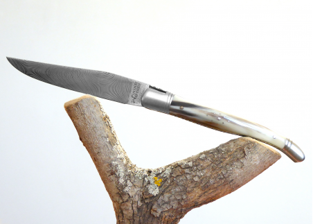 Couteau Laguiole, lame forgée Damas, manche Corne Blonde image 12