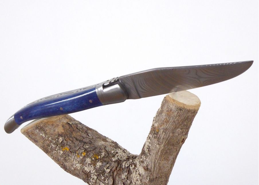 Couteau Laguiole lame Damas Manche en Os de Girafe teinté bleu image 10