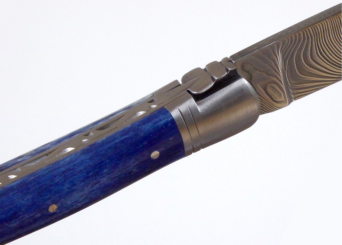 Couteau Laguiole lame Damas Manche en Os de Girafe teinté bleu image 13